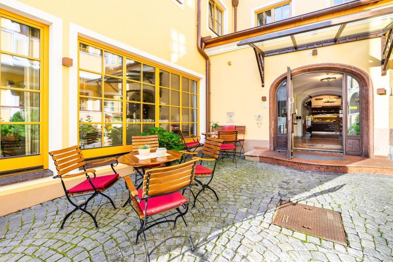 Hotel Zum Schwarzen Baeren Emmersdorf an der Donau Exteriér fotografie