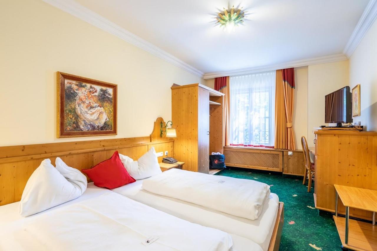 Hotel Zum Schwarzen Baeren Emmersdorf an der Donau Exteriér fotografie