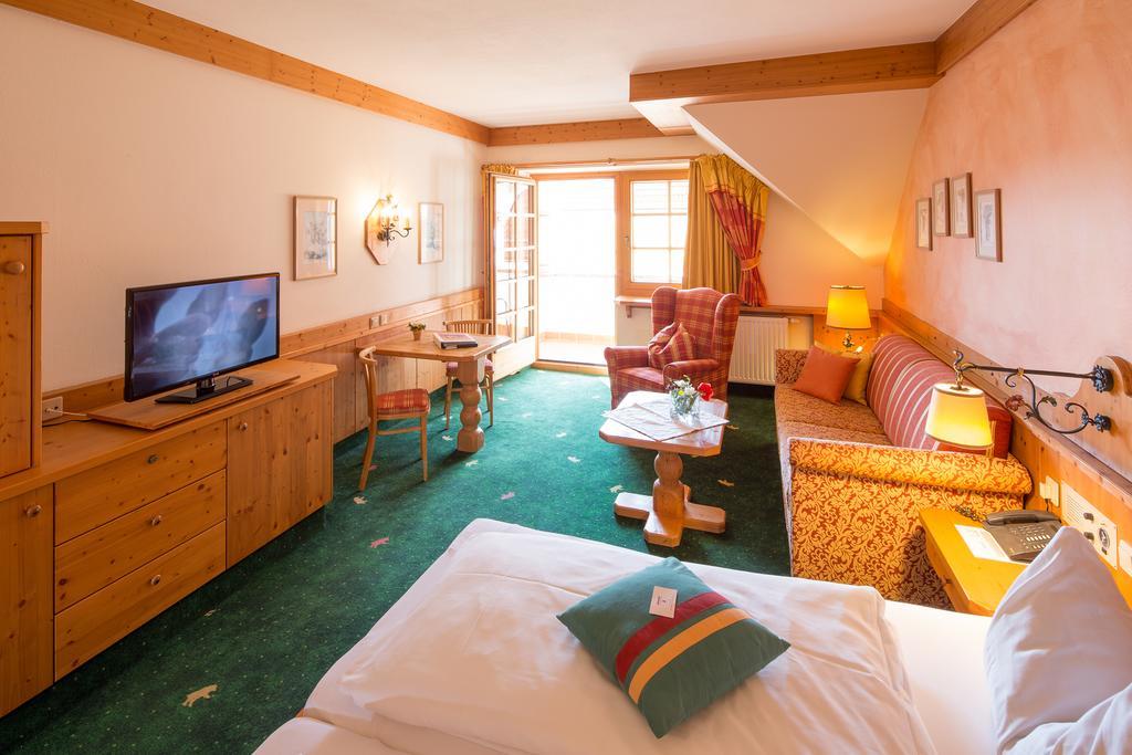 Hotel Zum Schwarzen Baeren Emmersdorf an der Donau Exteriér fotografie