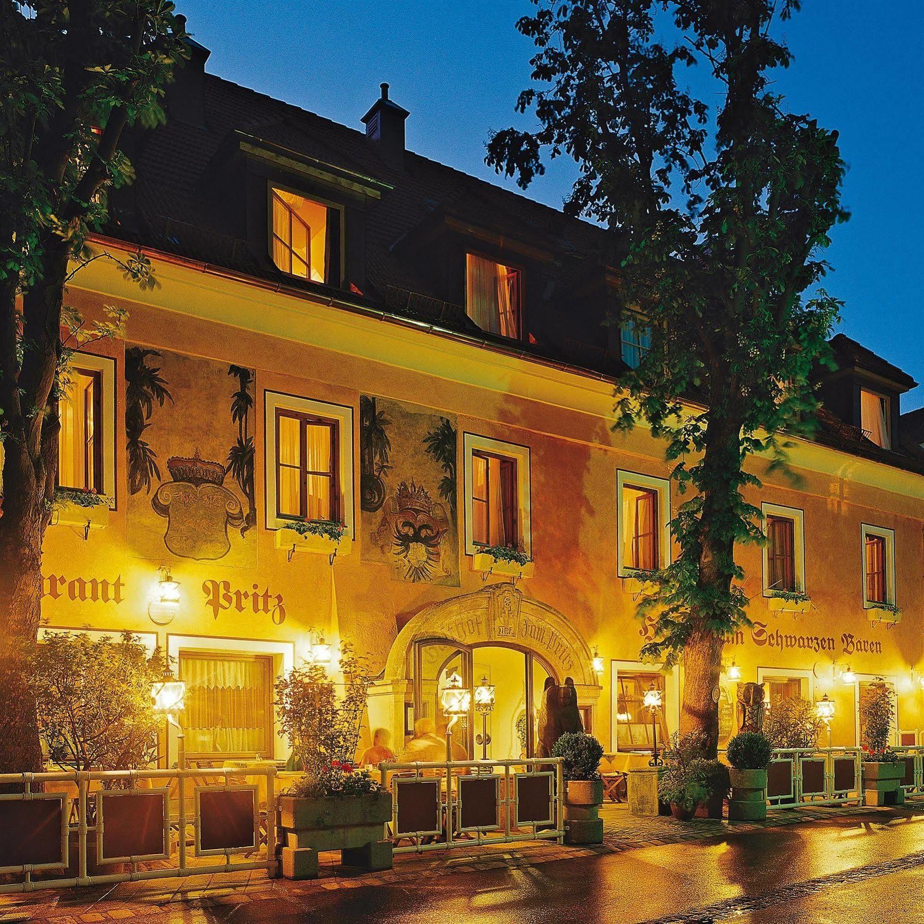 Hotel Zum Schwarzen Baeren Emmersdorf an der Donau Exteriér fotografie
